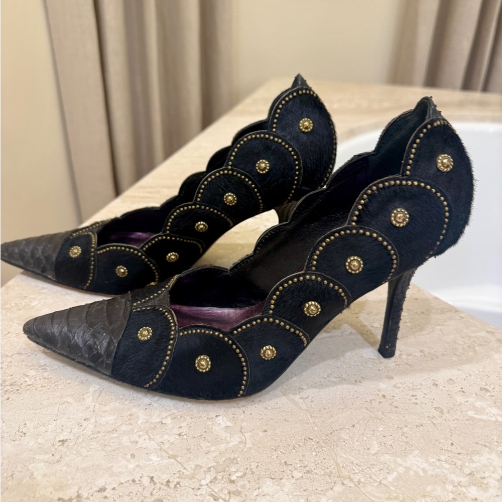 Isabella Fiore beautiful black scallop studded stiletto heels